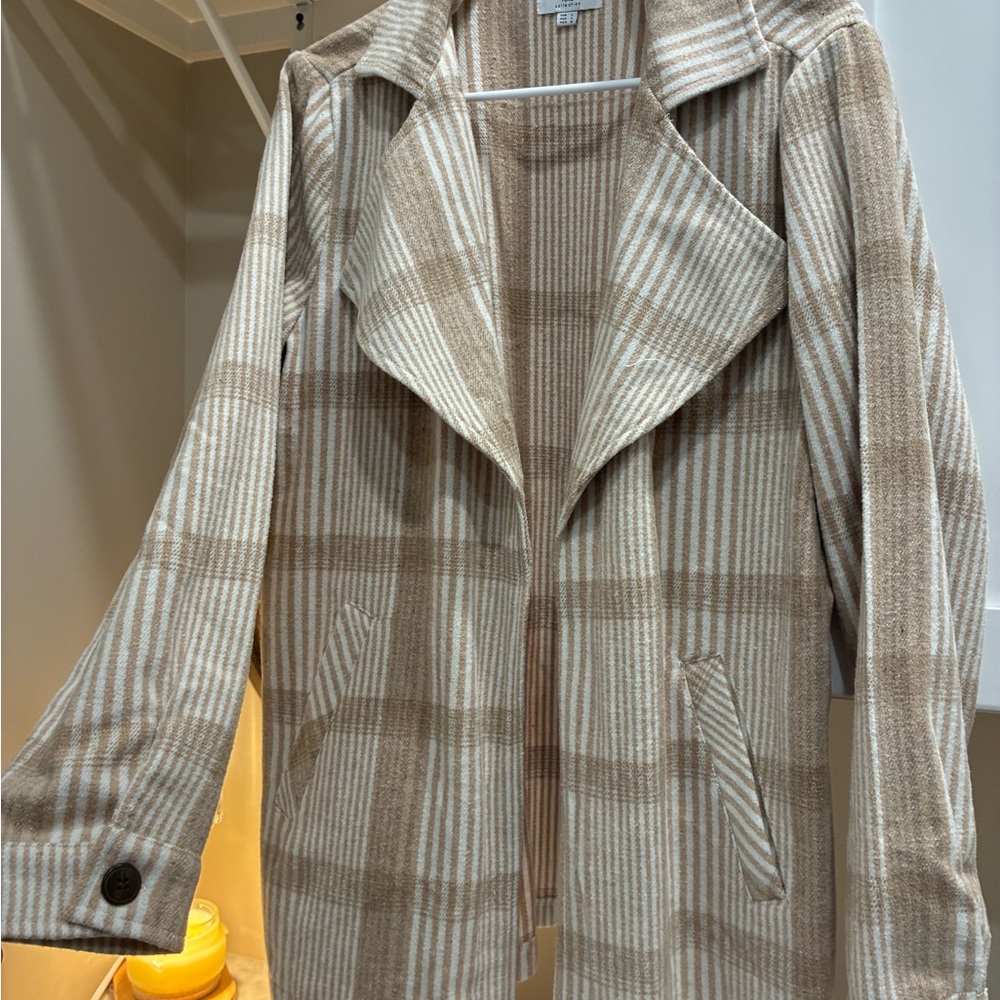 Women's Beige Plaid Open-Front Coat